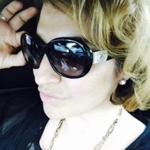 Meet your Posher, Marianela